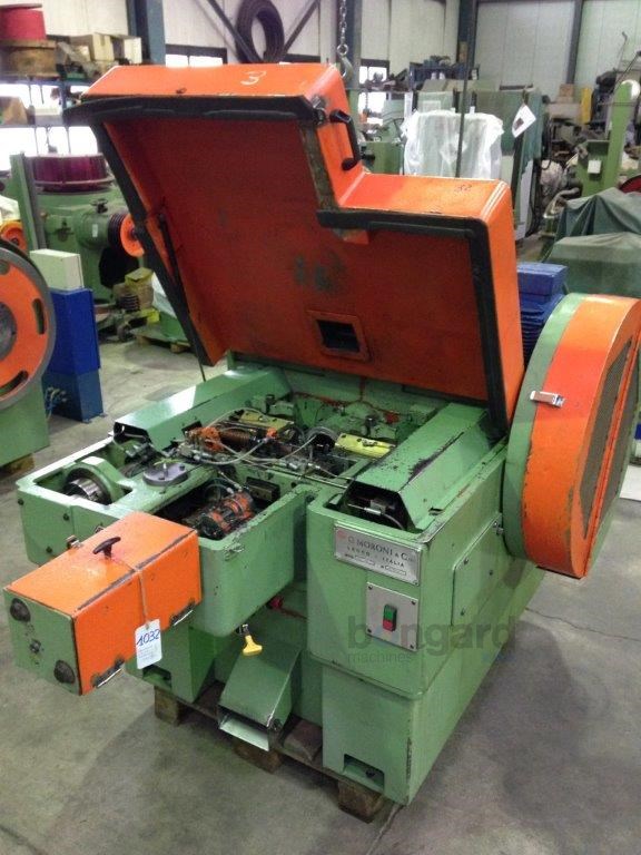MORONI MN80 presse de pointes