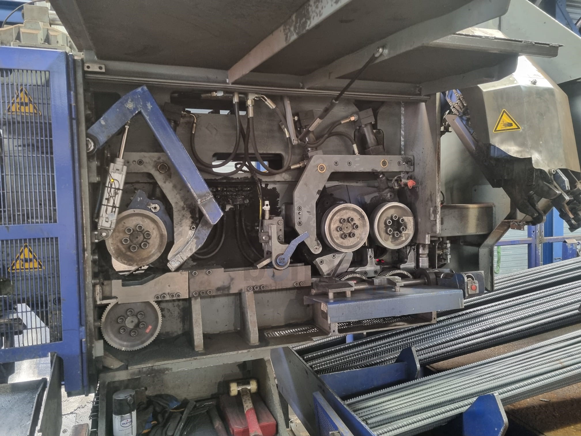 EVG DBE 28 Flexible processing centre for fully automatic cutting and bending of steel bars