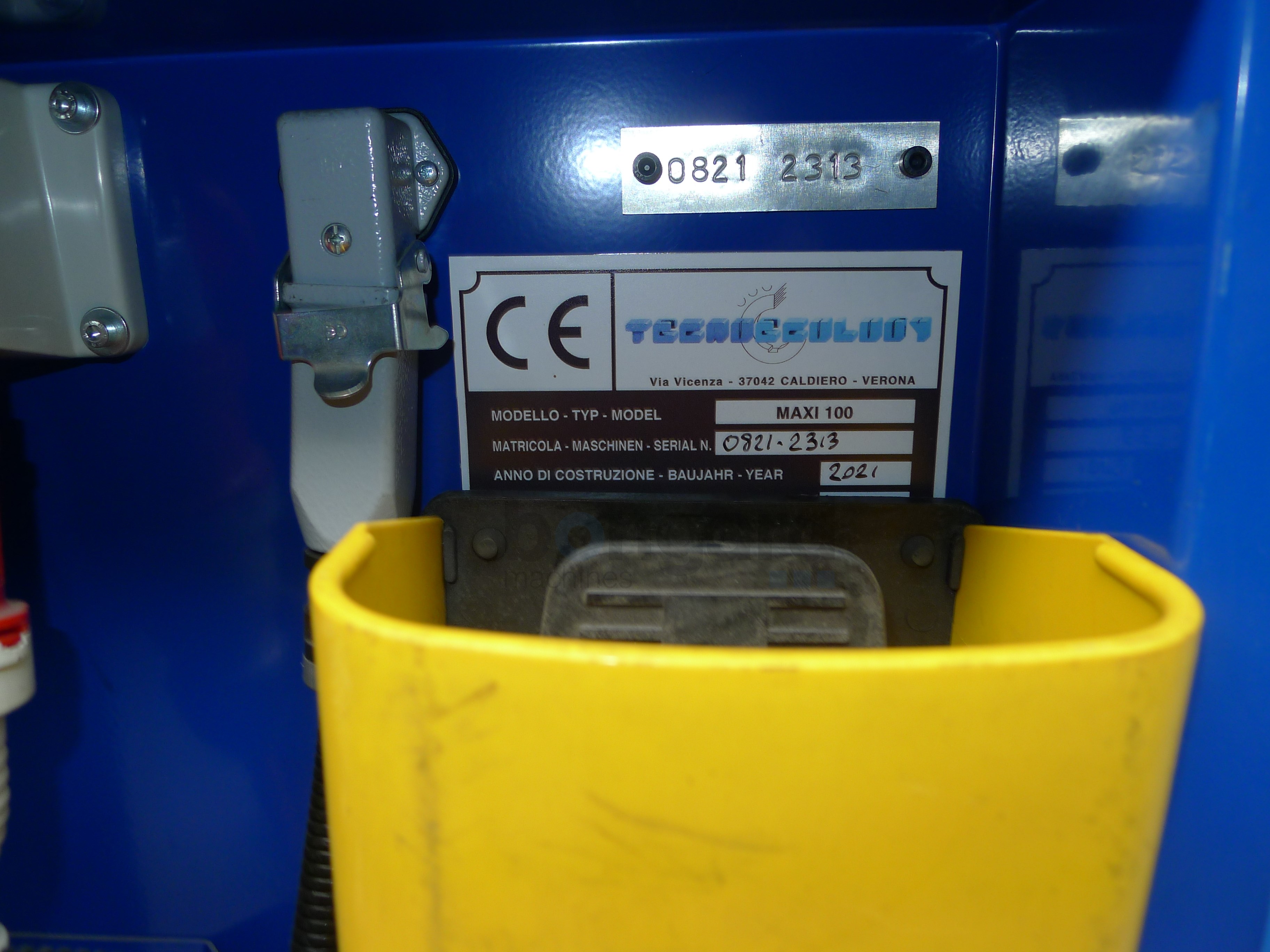 TCCAAUCCULUUY Maxi 100 Cable stripping machine