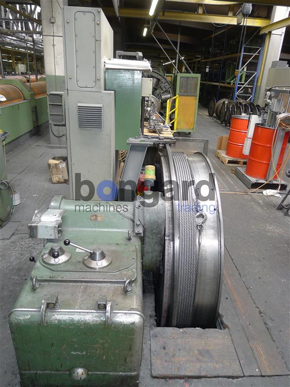 KRAFT KV 6 / 900 câbleuse à cage avec détorsion