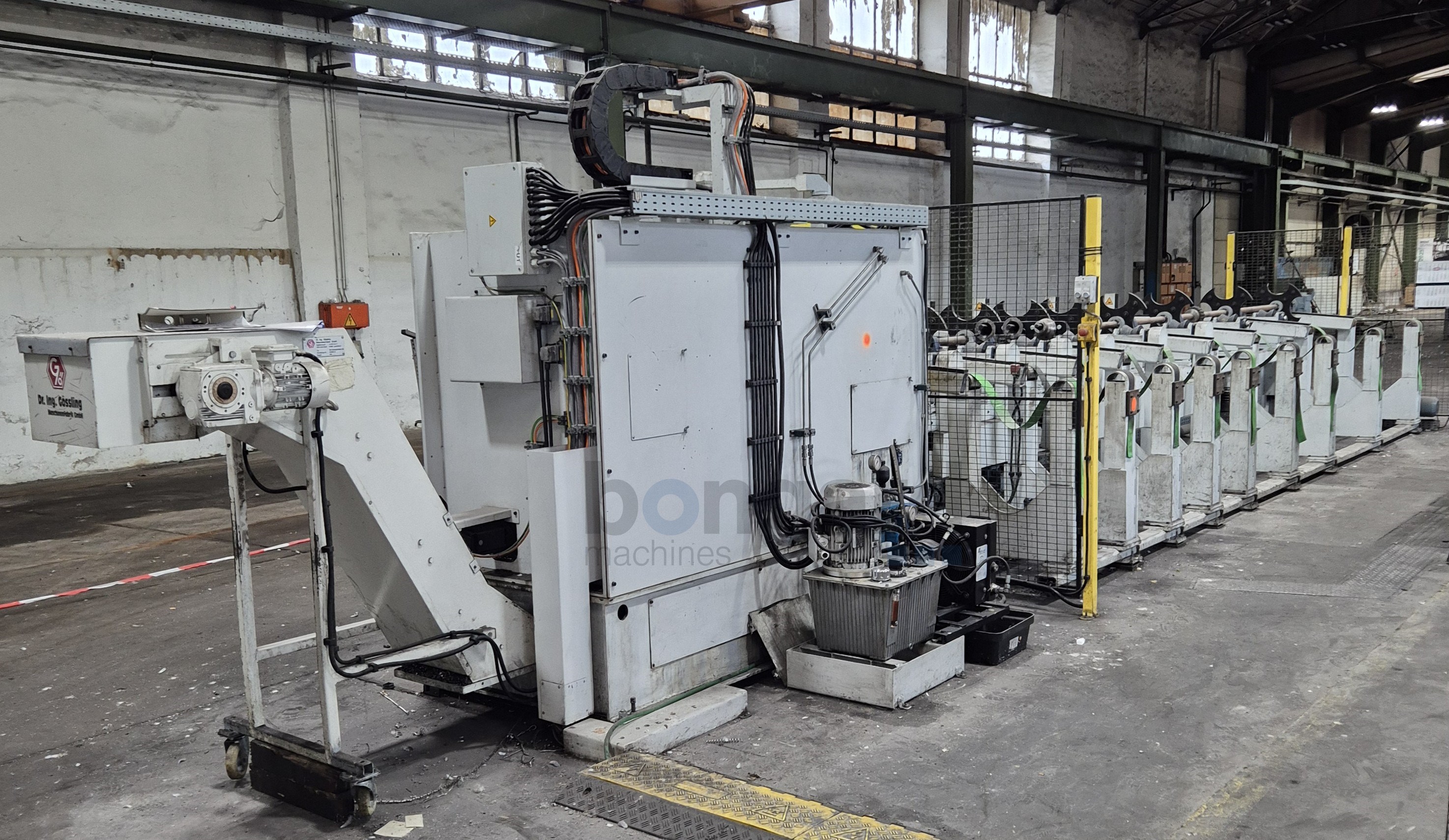 BOCK ASM-3 halbautomatische Anspitzschälmaschine mit Vereinzelung und Zuführung