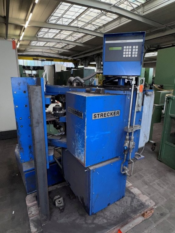 STRECKER 3 A vertical but welding machine
