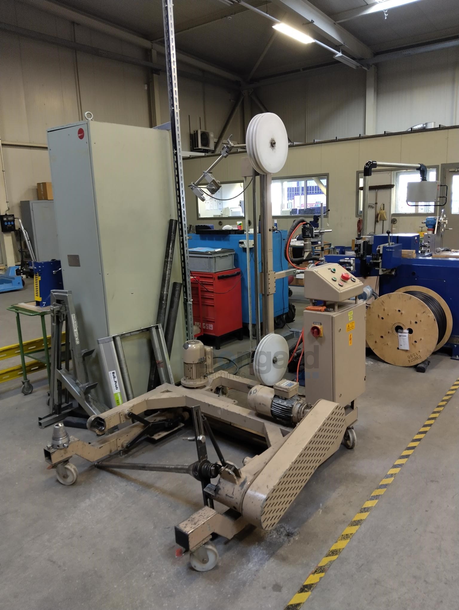 ROBLON TA 710 ligne de rebobinage