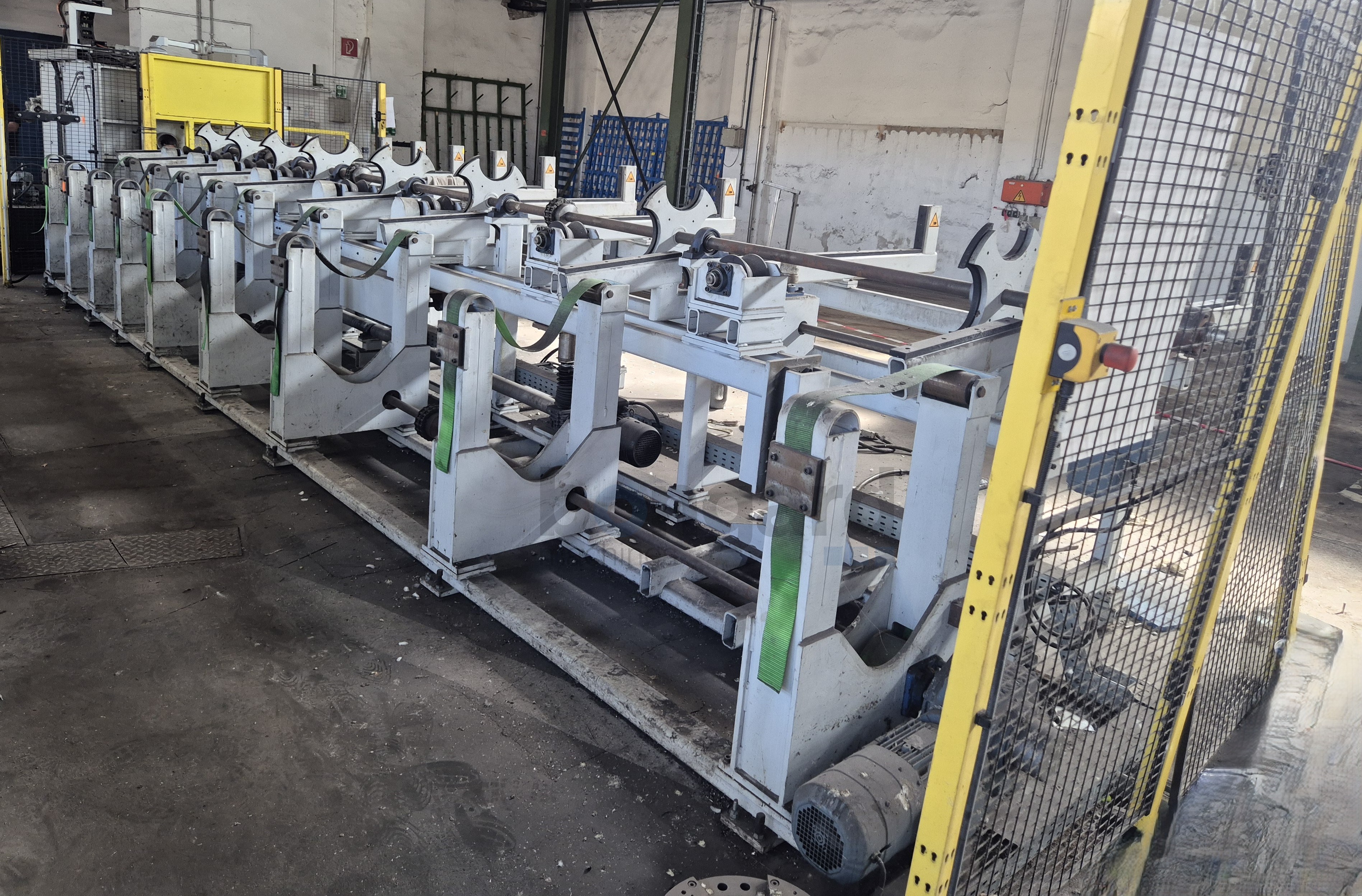 BOCK ASM-3 halbautomatische Anspitzschälmaschine mit Vereinzelung und Zuführung