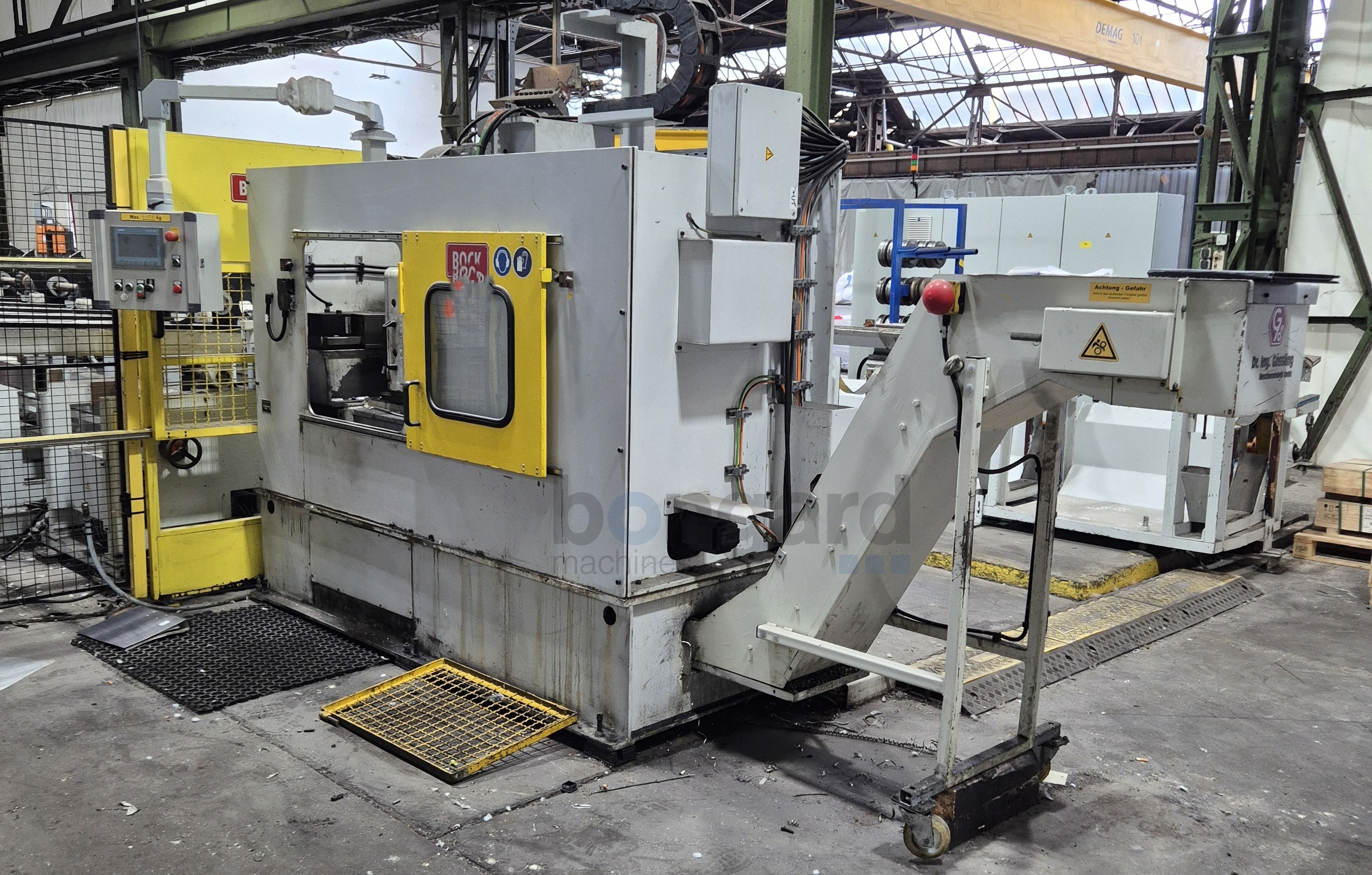 BOCK ASM-3 halbautomatische Anspitzschälmaschine mit Vereinzelung und Zuführung