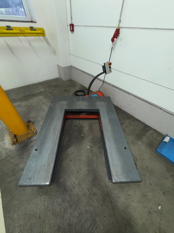 Unicraft SHT1001U Stationary scissor lift table