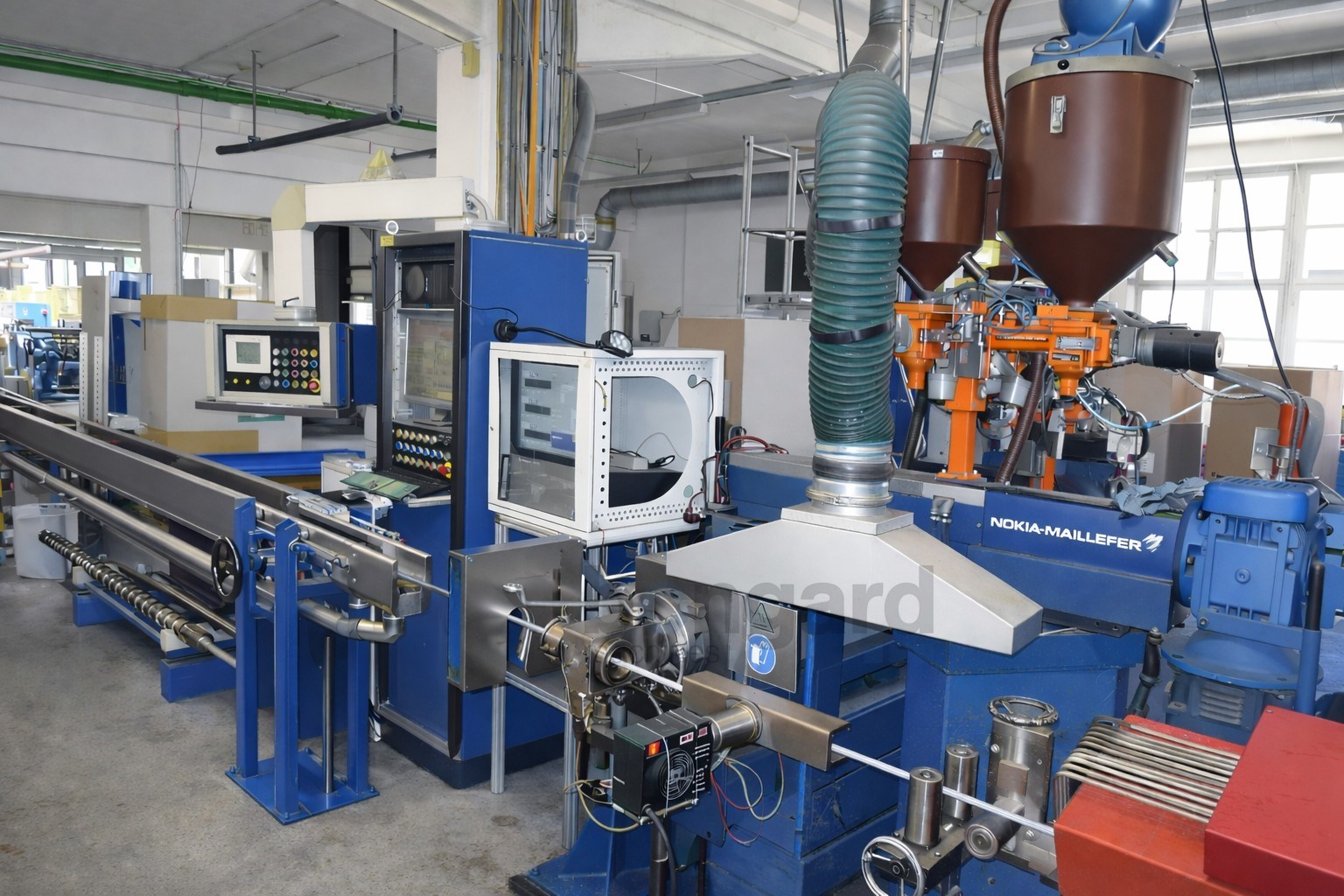 NOKIA-MAILLEFER Conductor and sheath extrusion line
