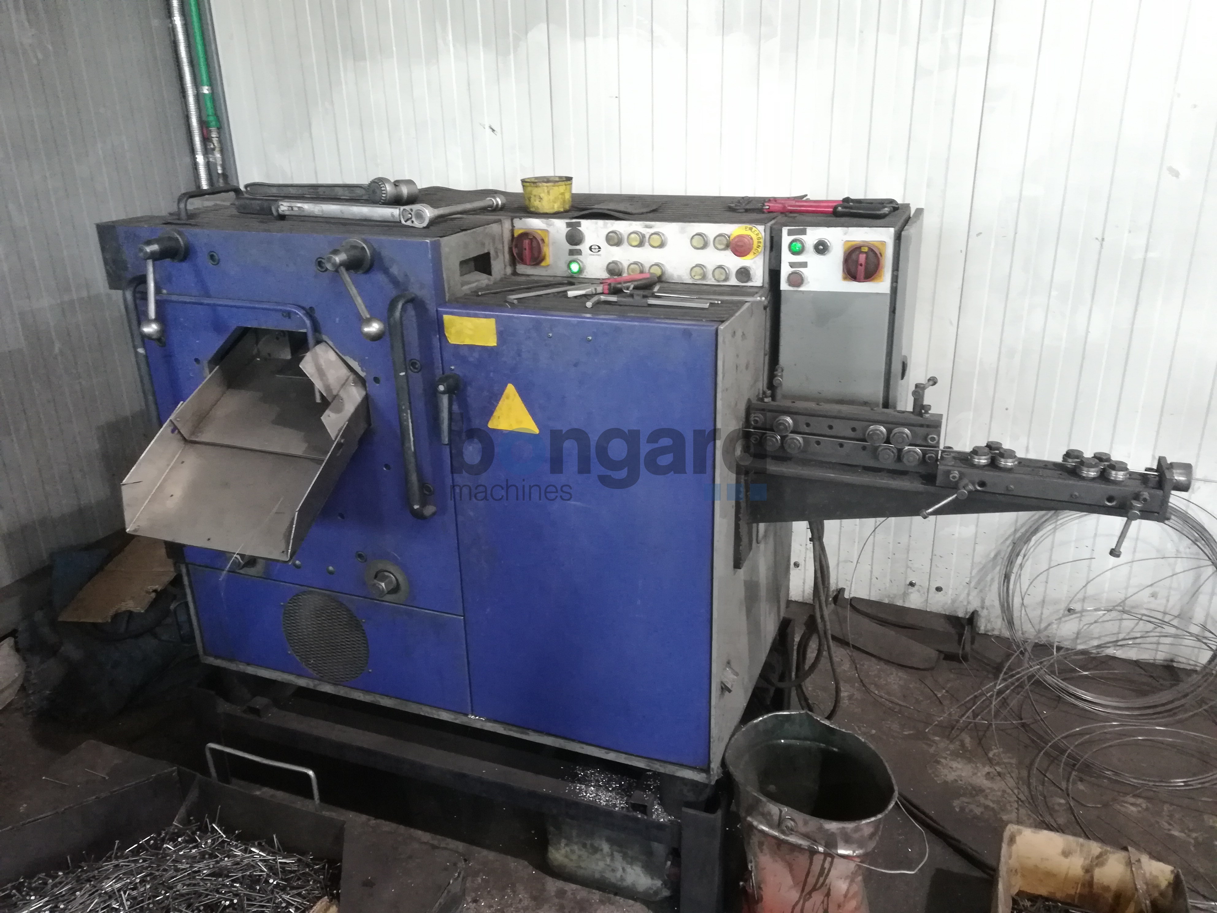 ENKOTEC NE01 presse de pointes