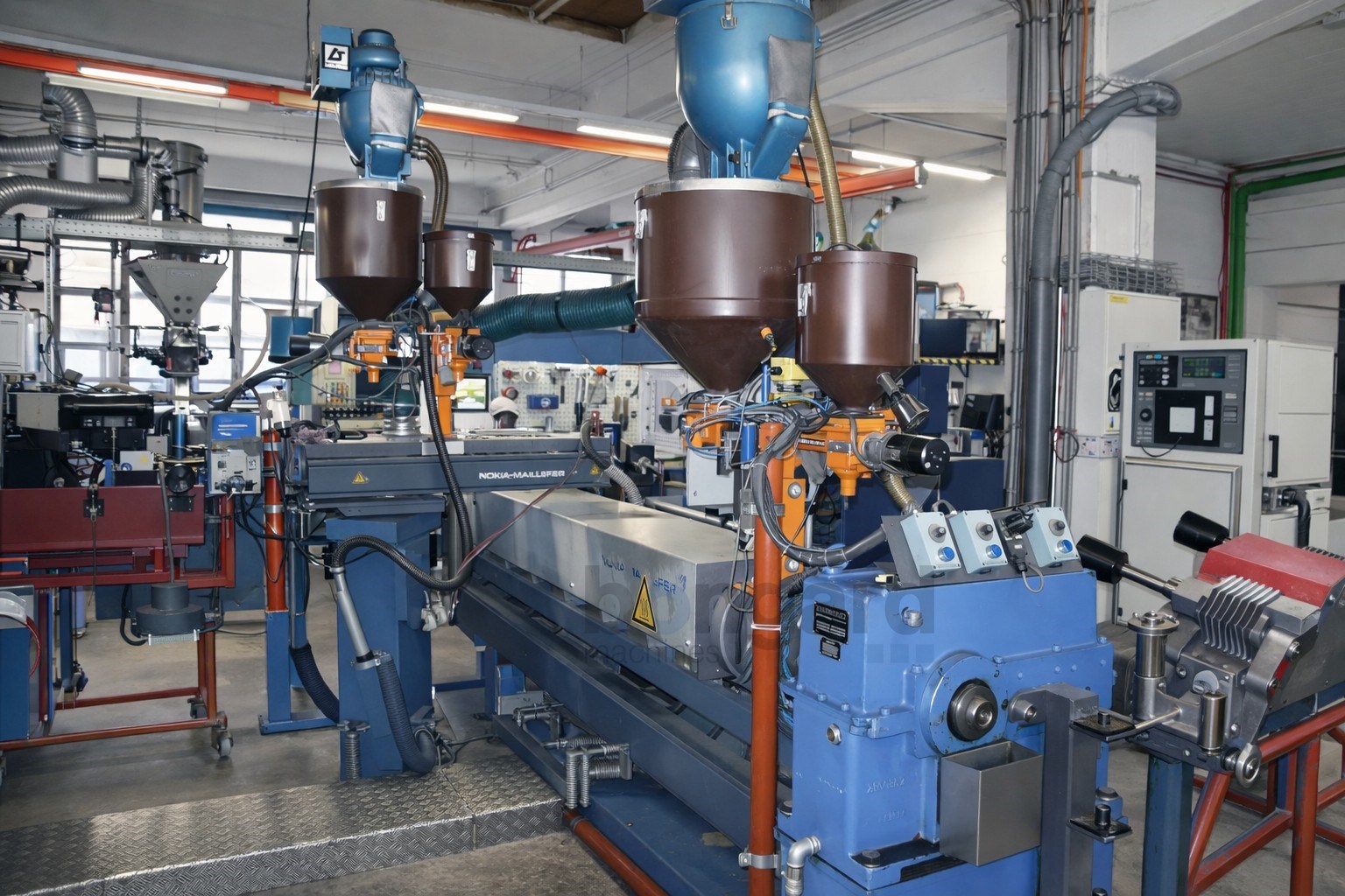 NOKIA-MAILLEFER Conductor and sheath extrusion line