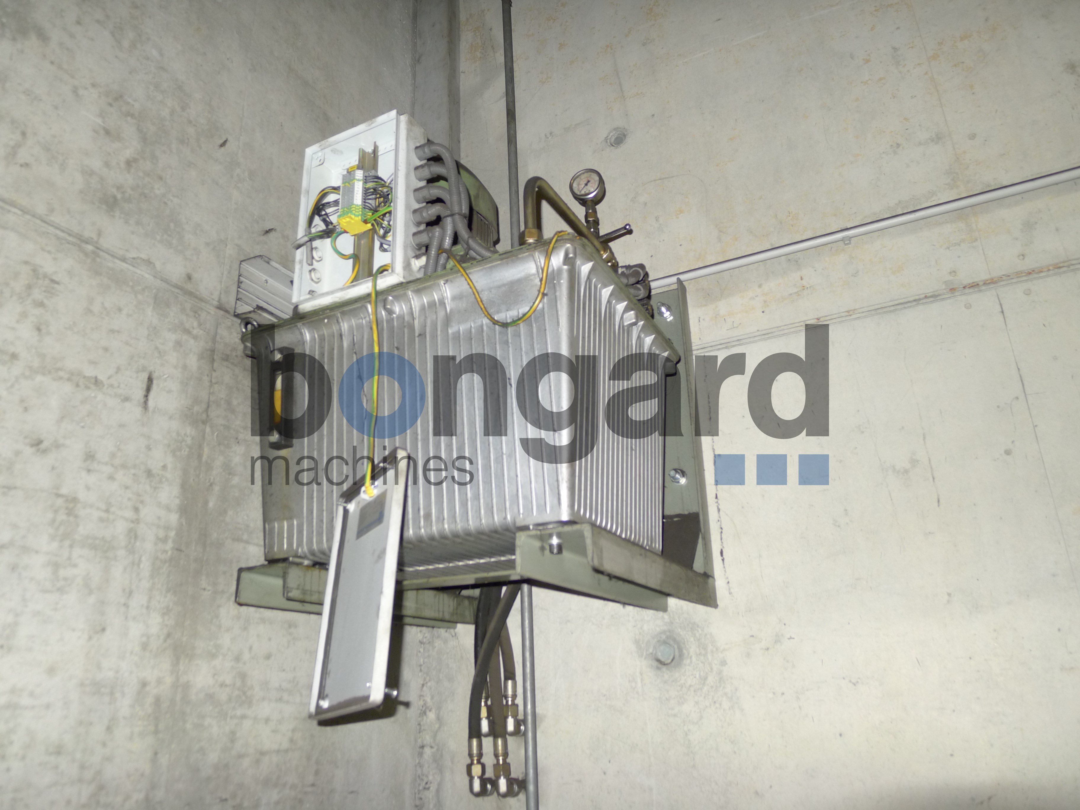 Migro ÜKA 2 tour de dévidoir avec 2 dévidoirs à bascule hydrauliques