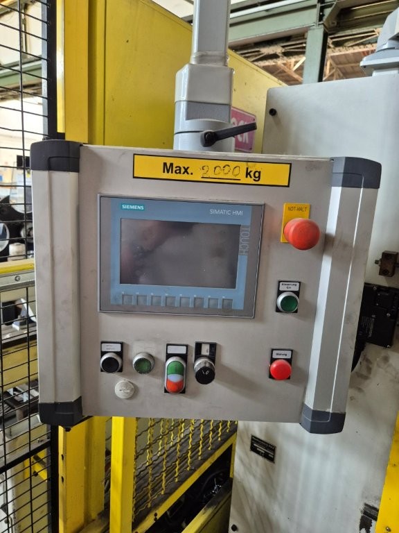 BOCK ASM-3 Semi-automatic Pointing peeling machine with separation and feeding