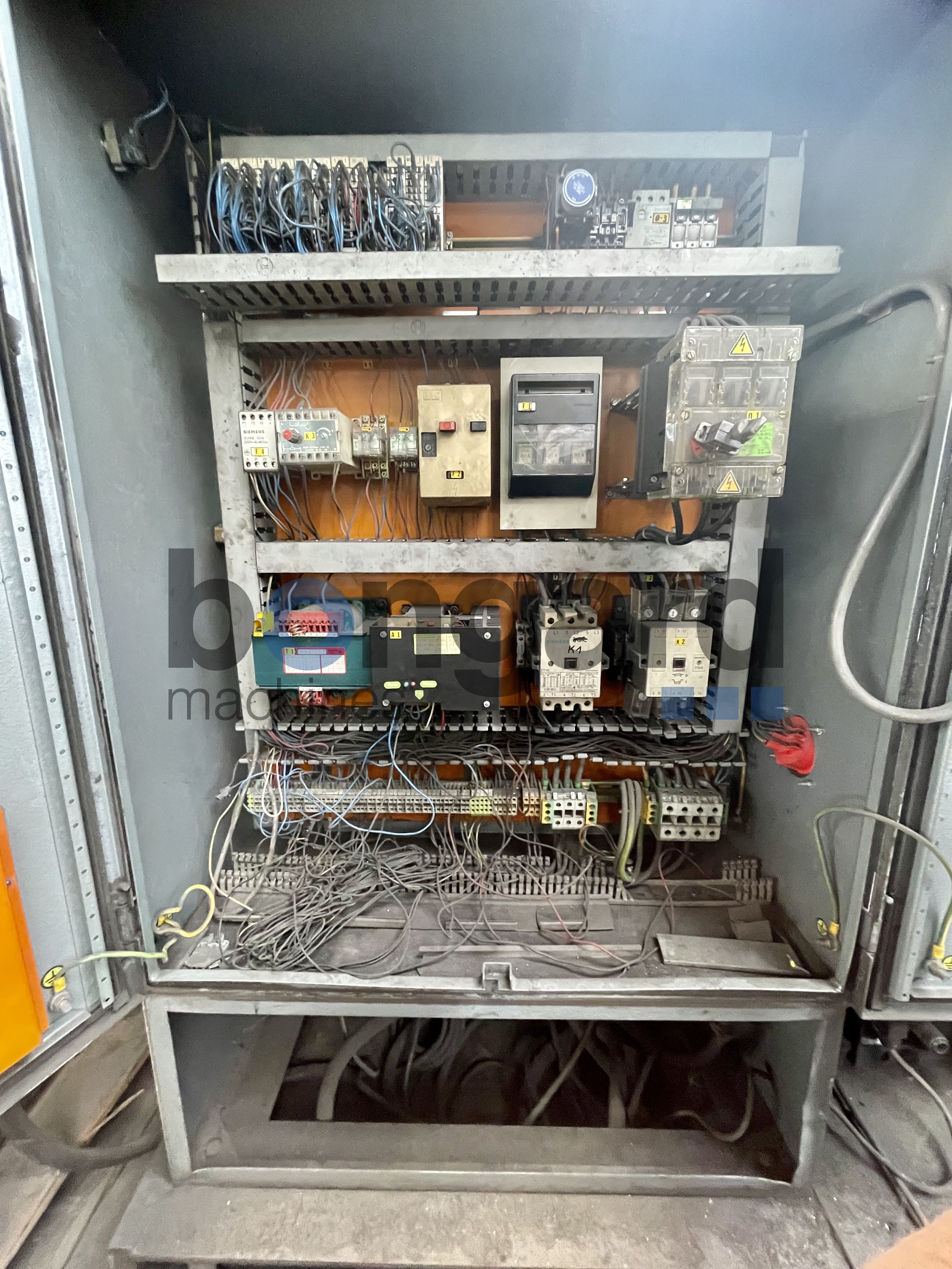 WAFIOS RS 4 machine à dresser et couper