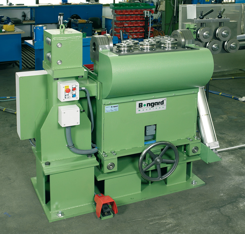 CA-T Driven straightening devices