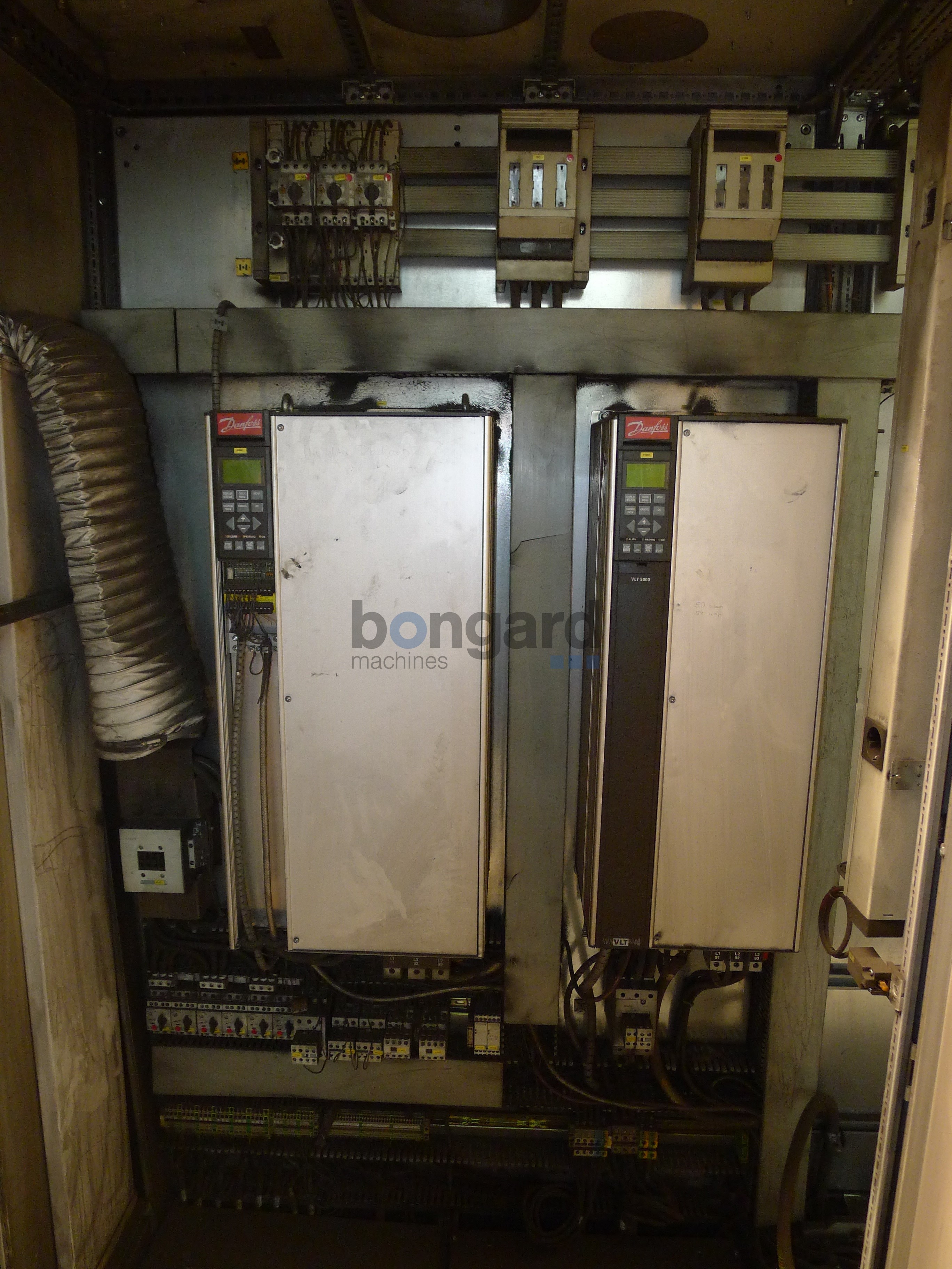 stretching line with inline straightening and cutting machine