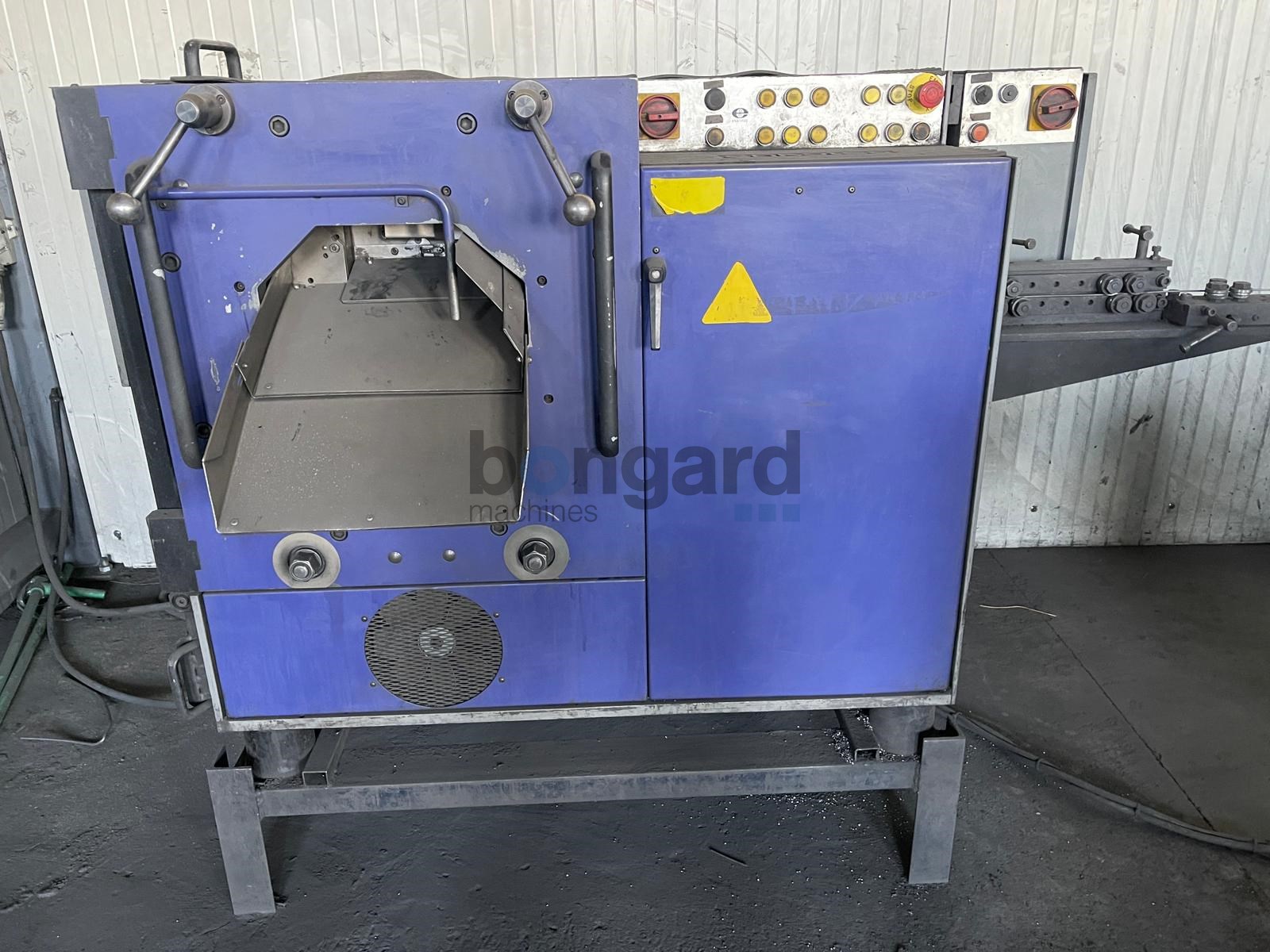 ENKOTEC NE01 presse de pointes