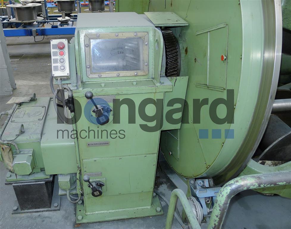 NIEHAUS K 8/650 câbleuse à cage avec détorsion