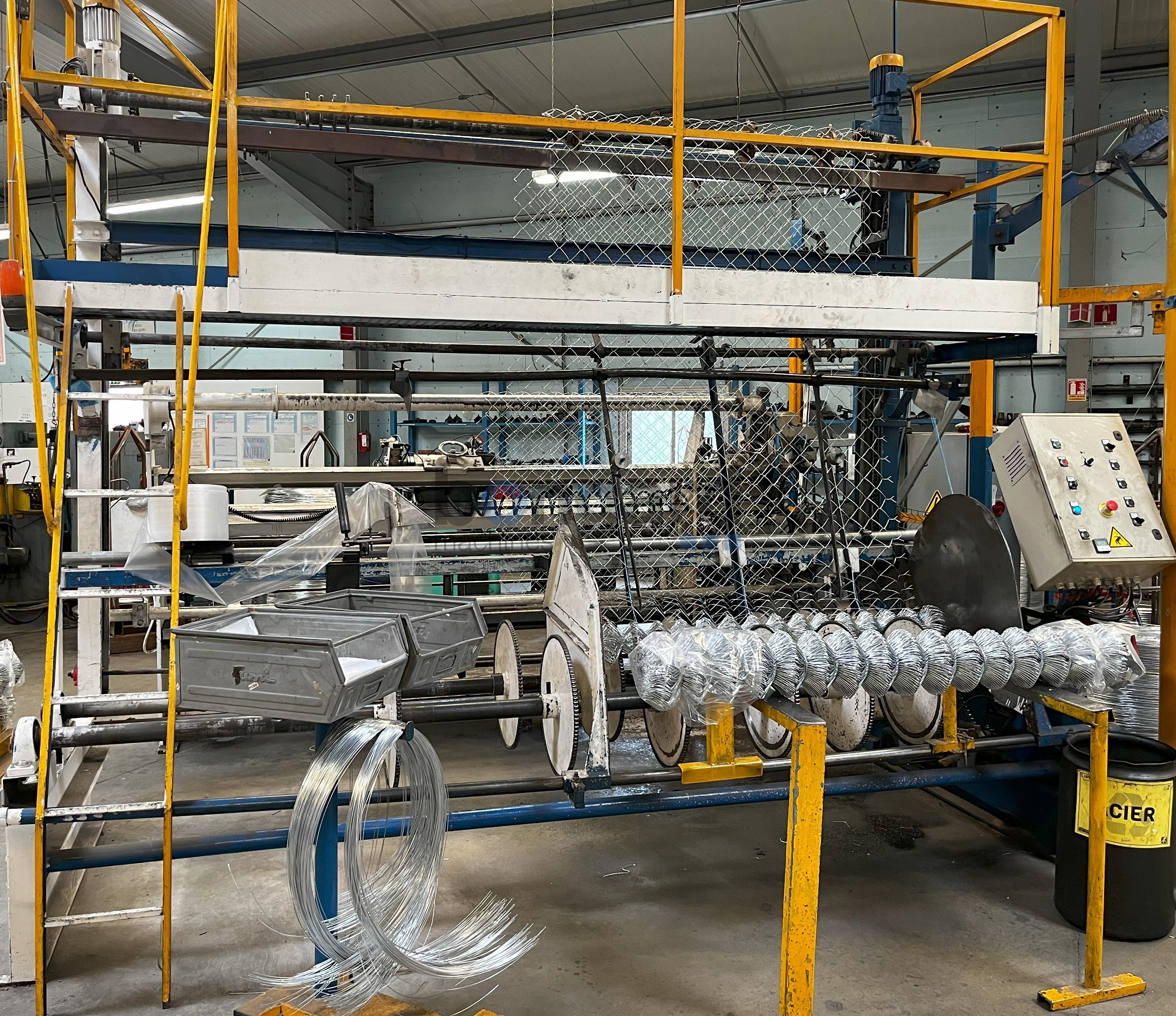 WAFIOS DF 32 machine pour treillis de simple torsion