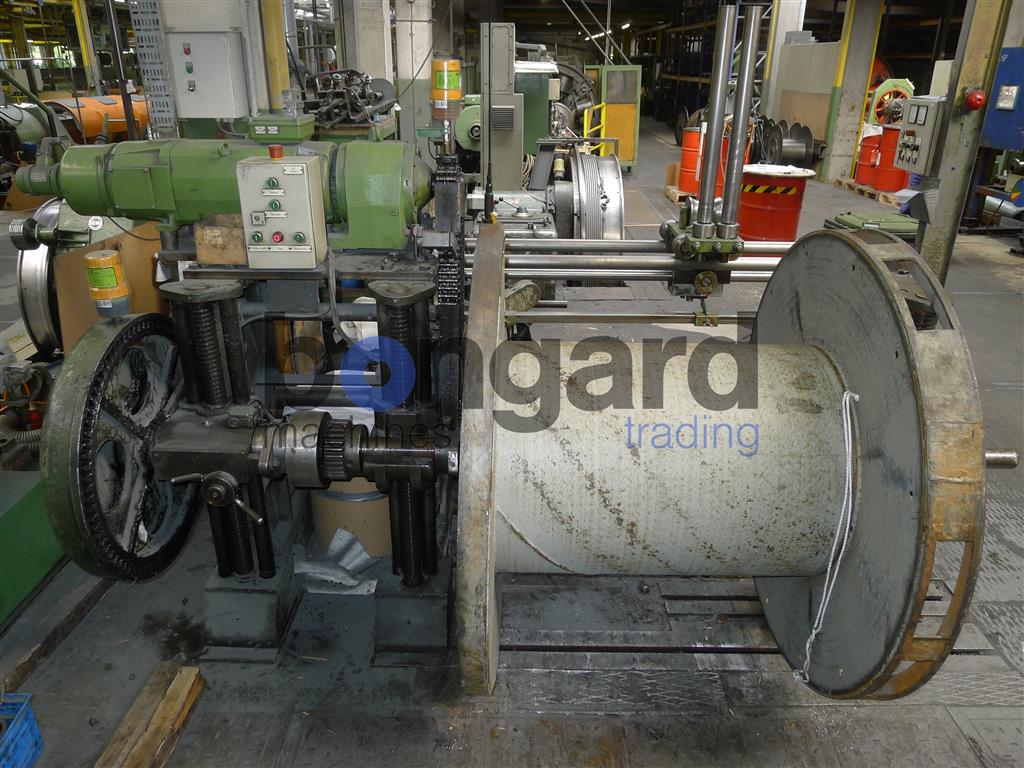 KRAFT KV 6 / 900 câbleuse à cage avec détorsion