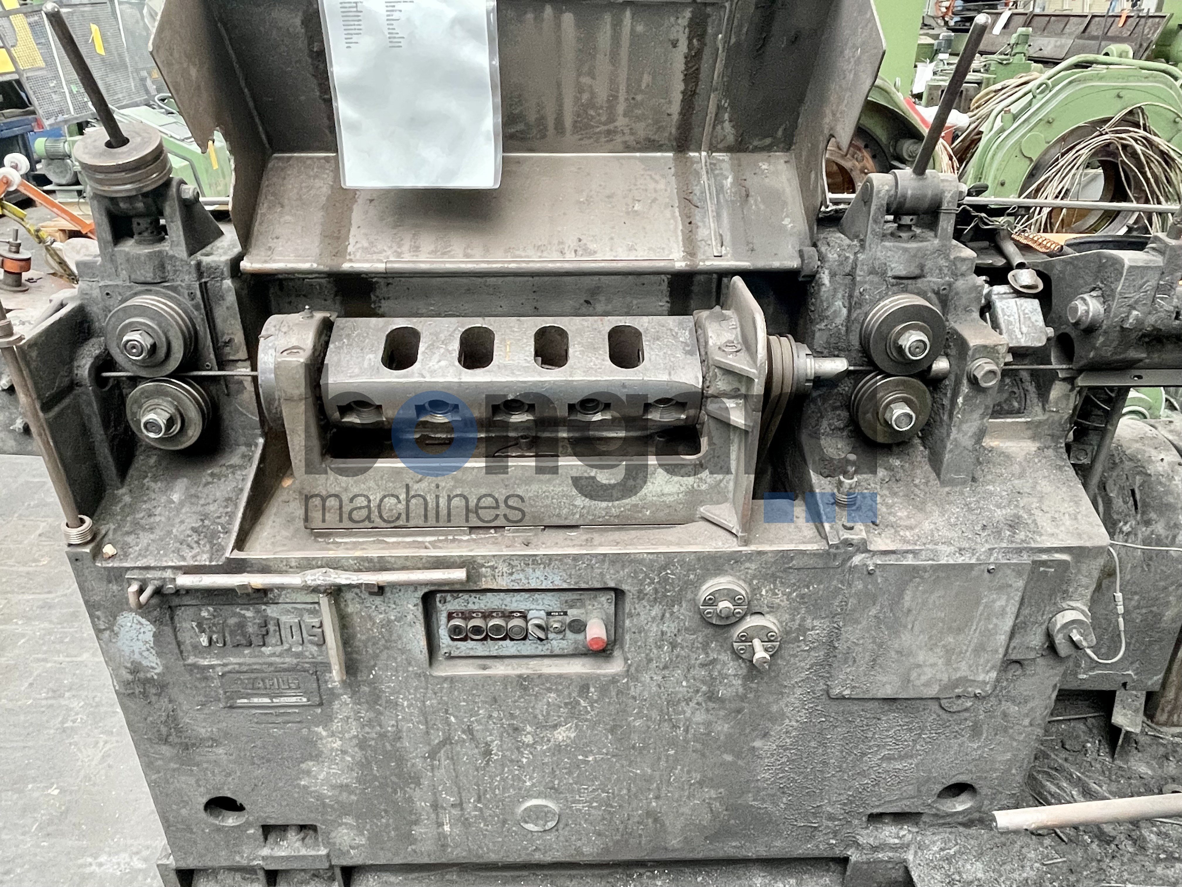 WAFIOS RS 4 machine à dresser et couper