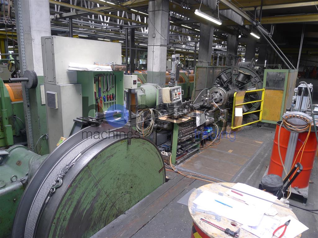 KRAFT KV 6 / 900 câbleuse à cage avec détorsion